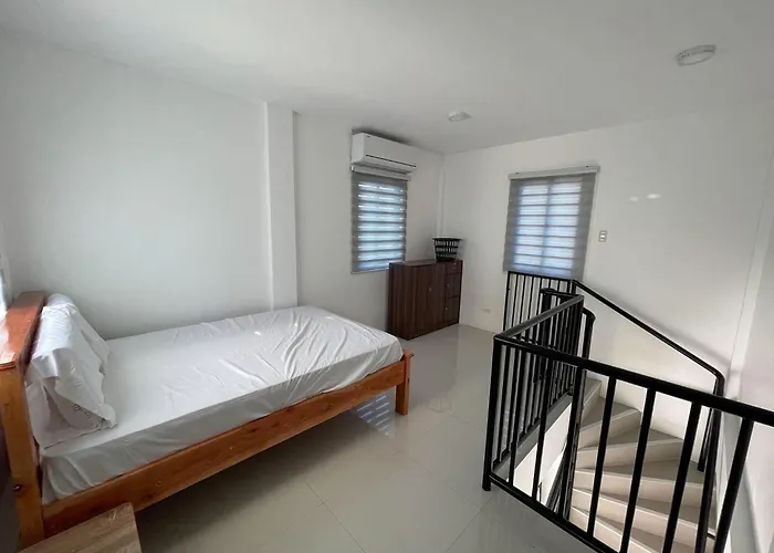 Hostal Mjf Moalboal