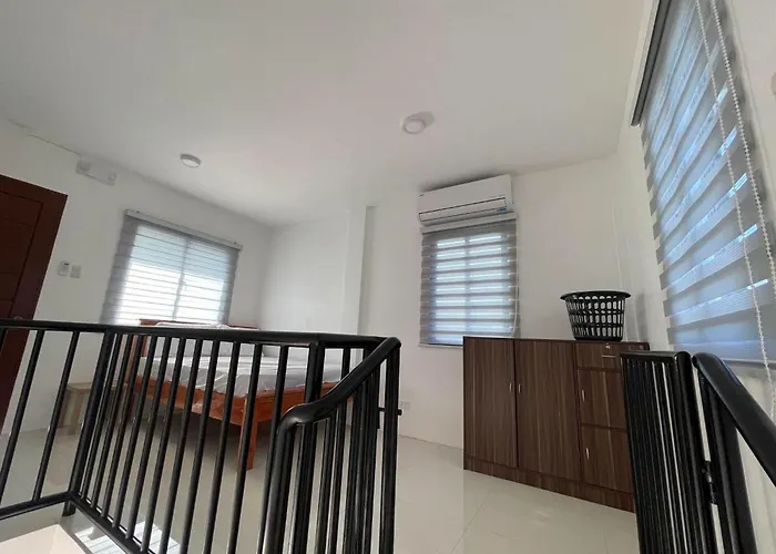 Mjf Hostal *
